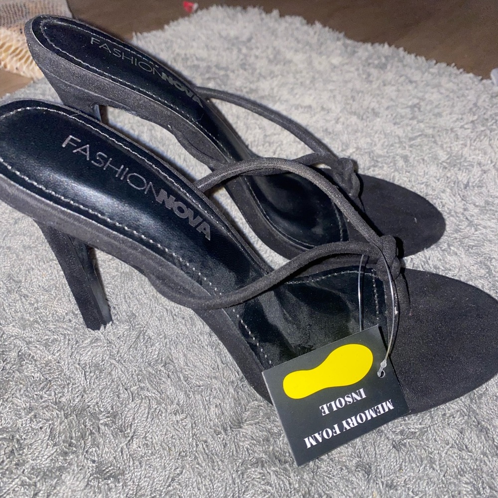 Fashion nova - Thong heels
